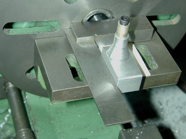 Consejos-para-el-mecanizado-de-c&aacute;rter-del-equipo-MAXNOVO-MACHINE (2)